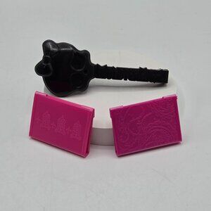 Monster High Doll Accessories Set: Draculaura & Spectra Vondergeist Picture Day